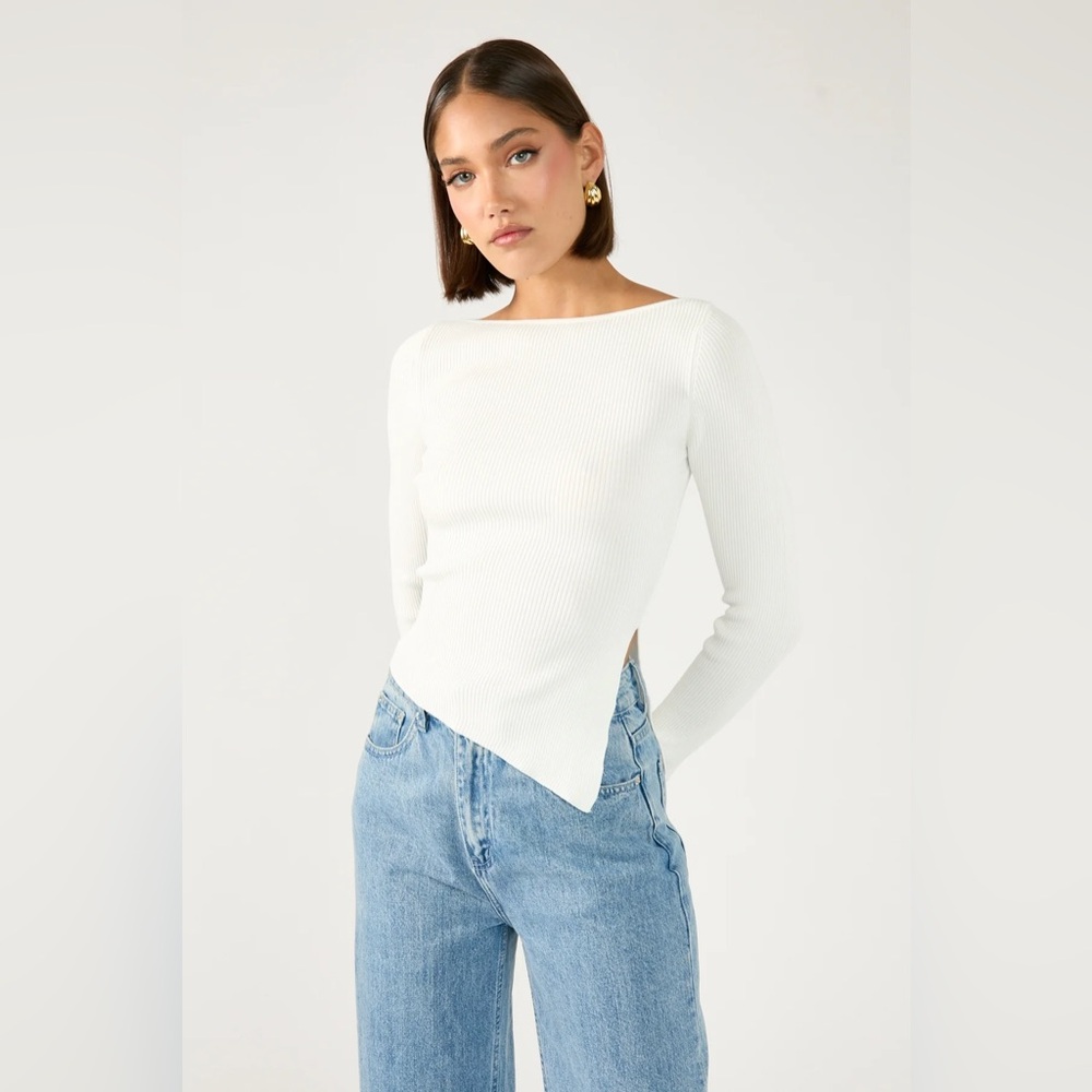 Commense White Asymmetric Ribbed Boatneck Sweater
